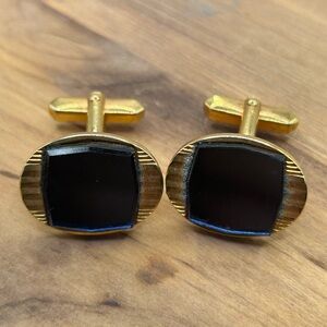 Elegant Black and Gold Cufflinks